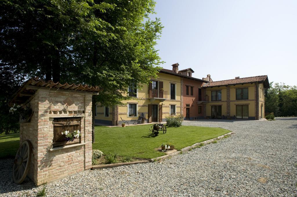 Agriturismo Cascina Monchiero Bra Ngoại thất bức ảnh