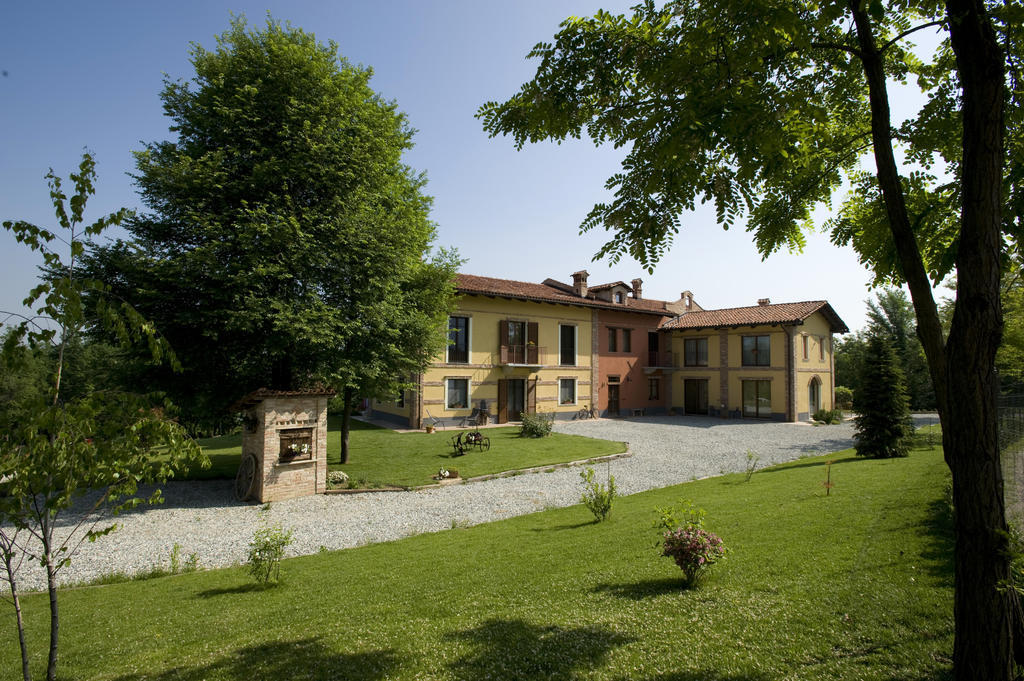 Agriturismo Cascina Monchiero Bra Ngoại thất bức ảnh