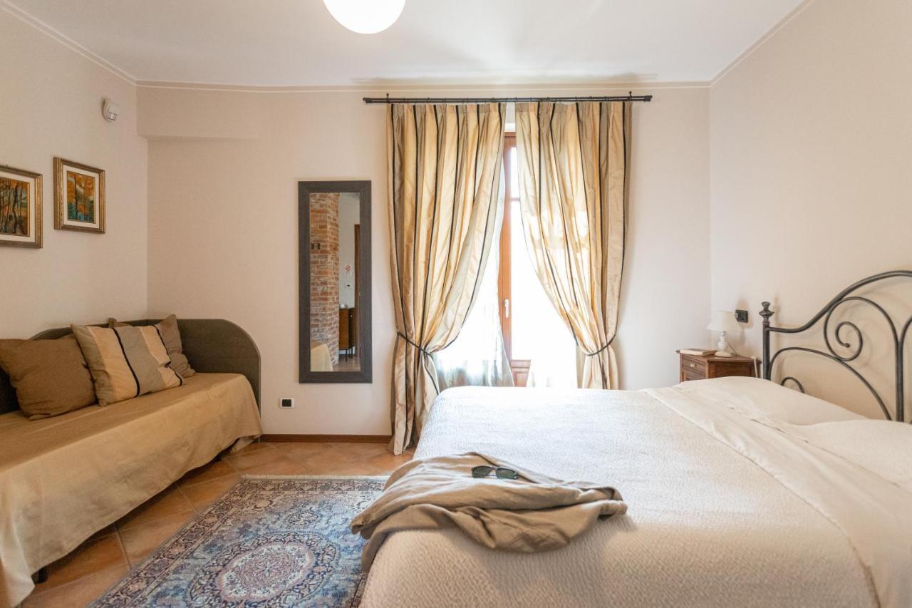 Agriturismo Cascina Monchiero Bra Ngoại thất bức ảnh