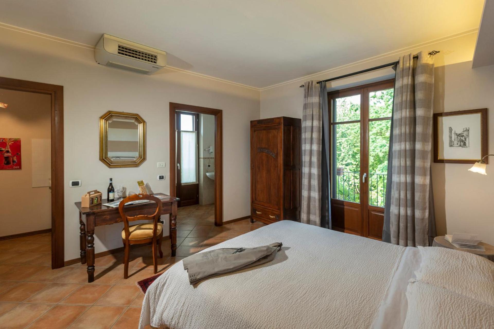 Agriturismo Cascina Monchiero Bra Ngoại thất bức ảnh