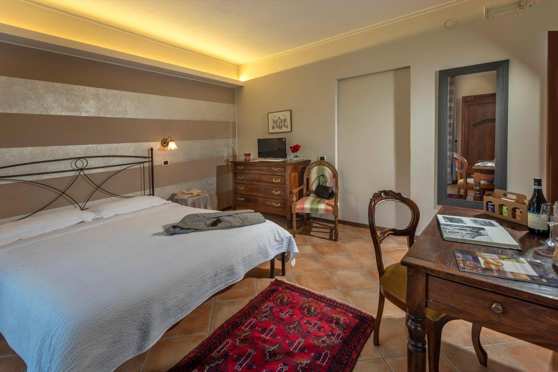 Agriturismo Cascina Monchiero Bra Ngoại thất bức ảnh